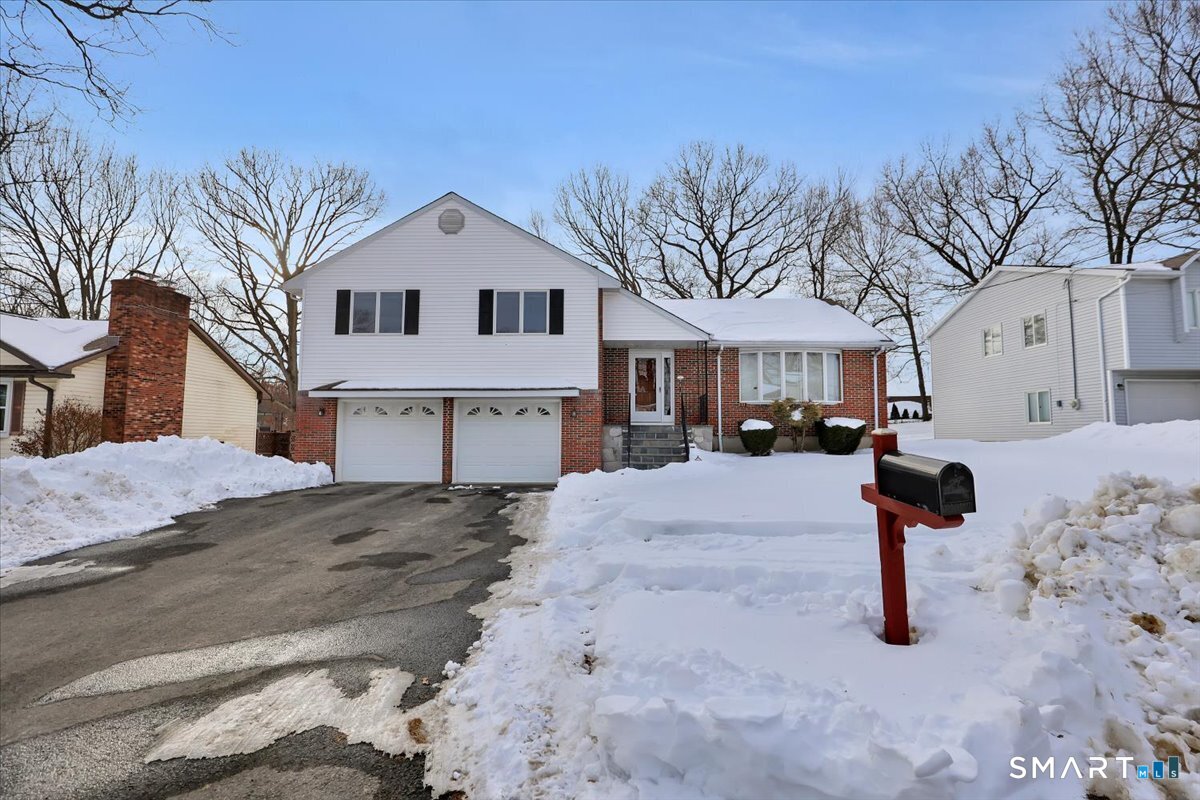 110 Heritage Drive Waterbury CT 06708