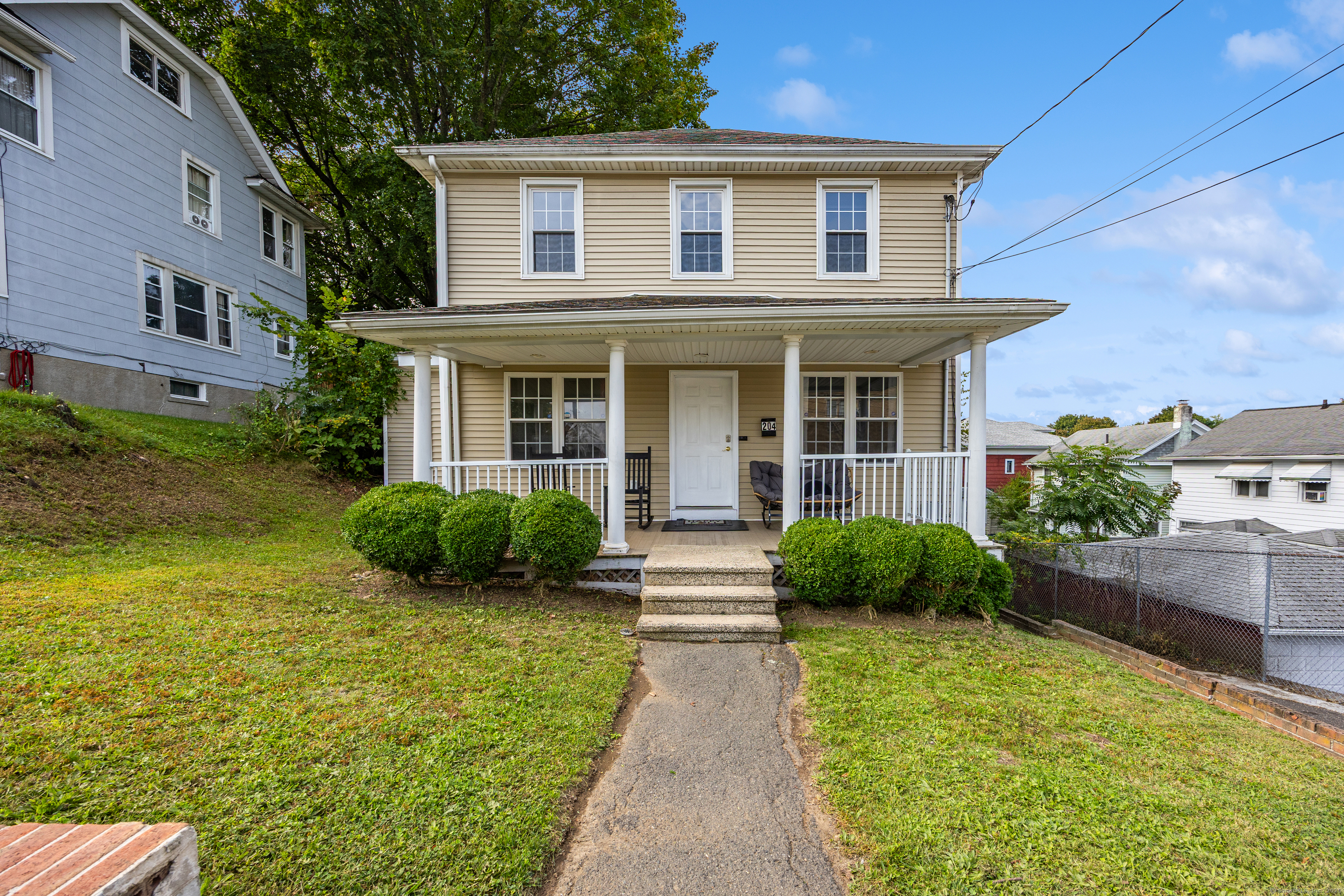 204 Elliott Avenue Waterbury CT 06705