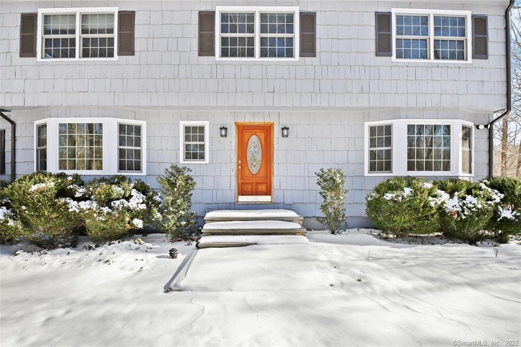 18 Tubbs Spring Court Weston CT 06883