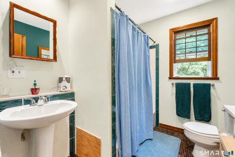 16 Overlook Drive Waterford CT 06385