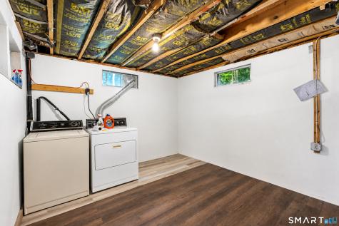 16 Overlook Drive Waterford CT 06385