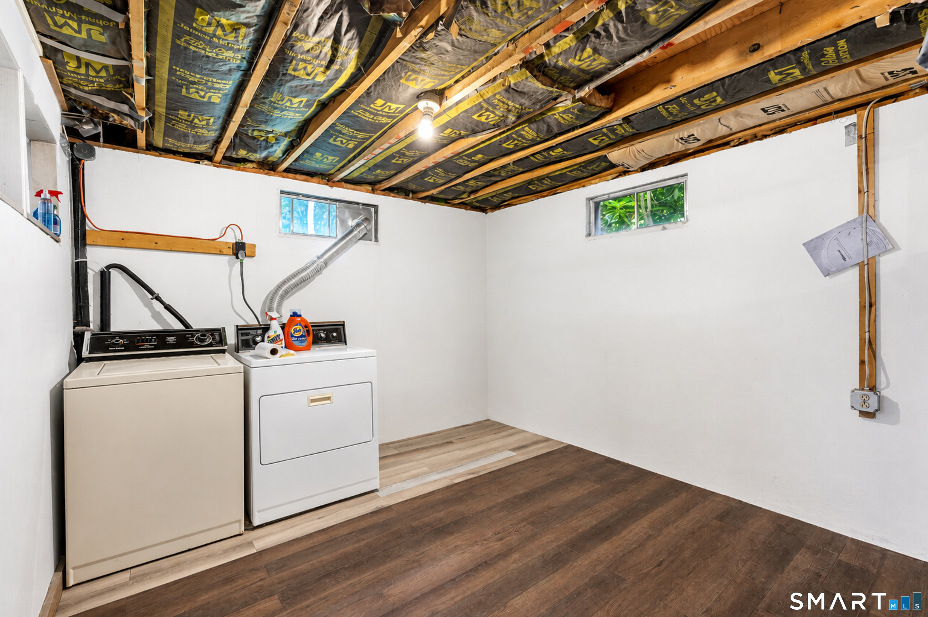 16 Overlook Drive Waterford CT 06385