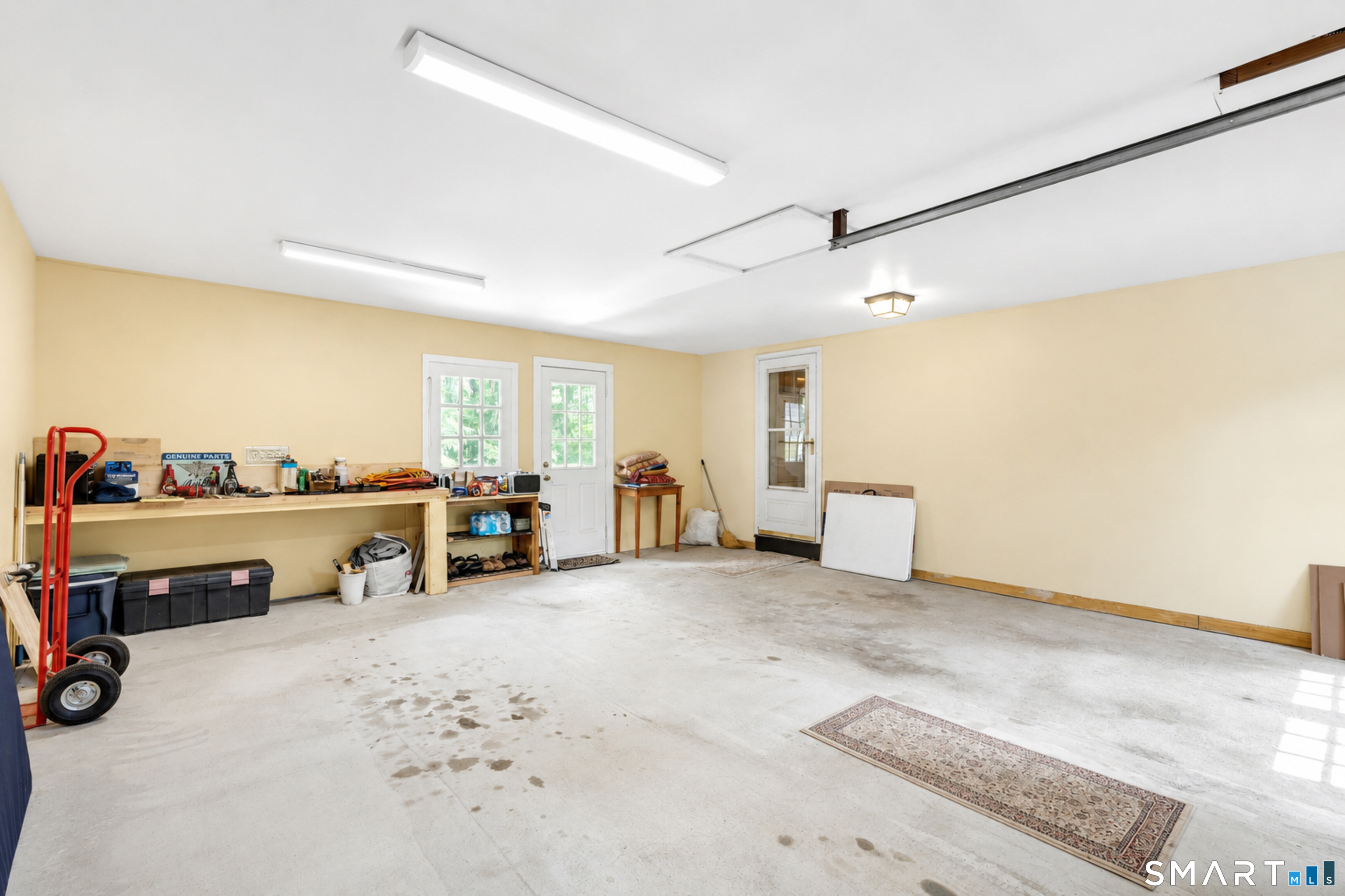 16 Overlook Drive Waterford CT 06385