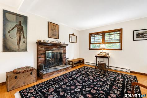 16 Overlook Drive Waterford CT 06385