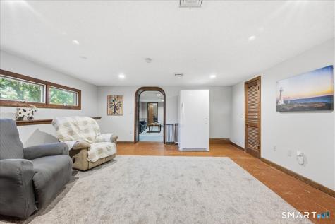 110 Butlertown Road Waterford CT 06385