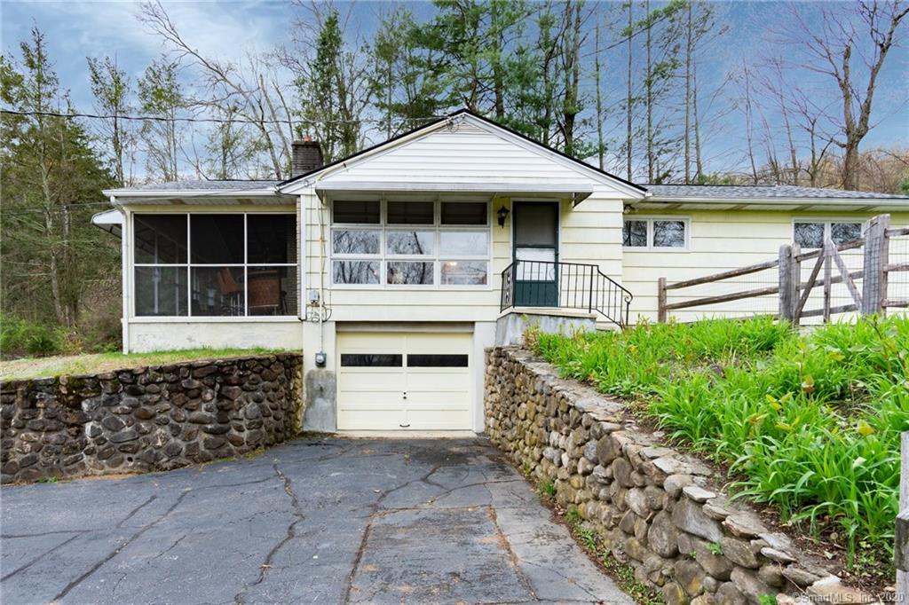 210 Andrew Avenue Naugatuck CT 06770