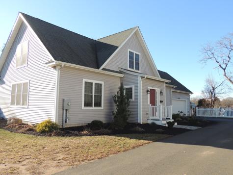 10 Cedar Street Branford CT 06405