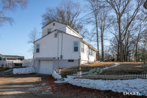 10 Beach Park Road Clinton CT 06413