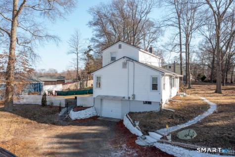 10 Beach Park Road Clinton CT 06413