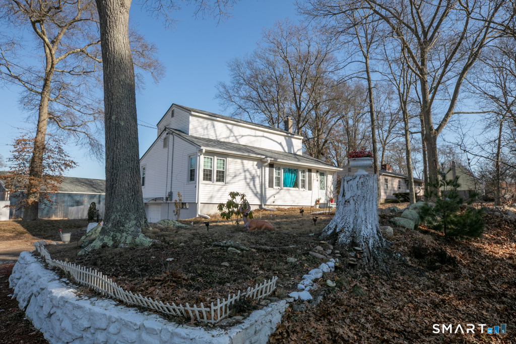 10 Beach Park Road Clinton CT 06413
