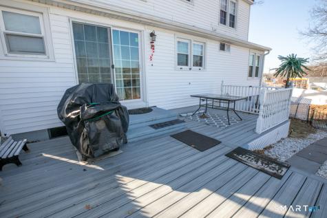 10 Beach Park Road Clinton CT 06413