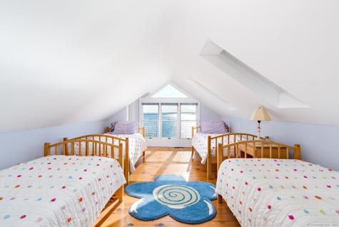 12 Water Street Stonington CT 06378
