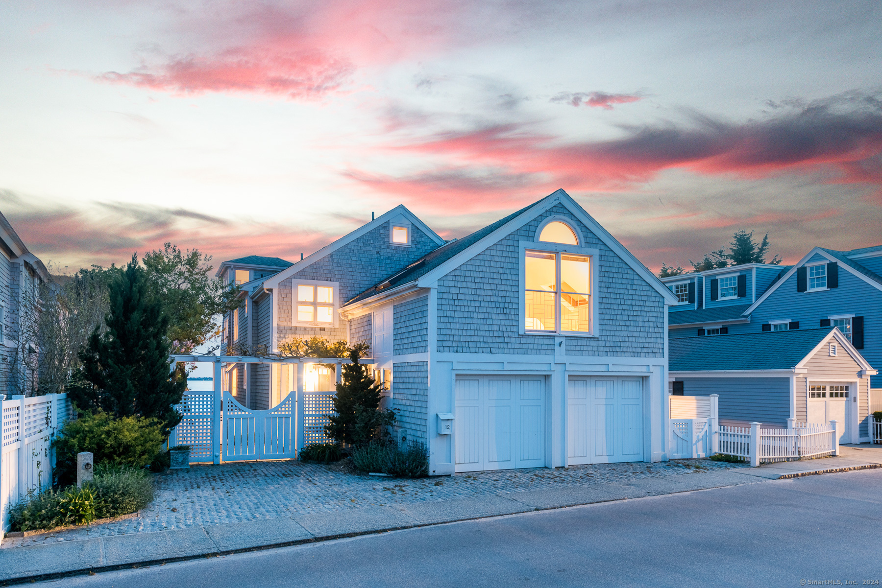 12 Water Street Stonington CT 06378