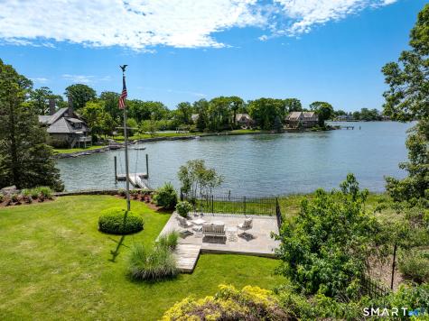 82 Arrowhead Way Darien CT 06820