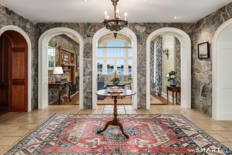 82 Arrowhead Way Darien CT 06820