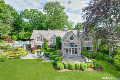 82 Arrowhead Way Darien CT 06820