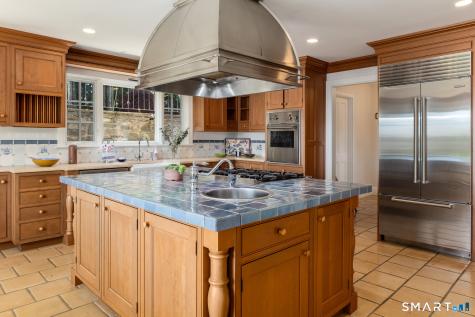 82 Arrowhead Way Darien CT 06820