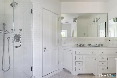 82 Arrowhead Way Darien CT 06820