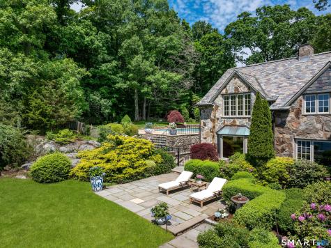 82 Arrowhead Way Darien CT 06820