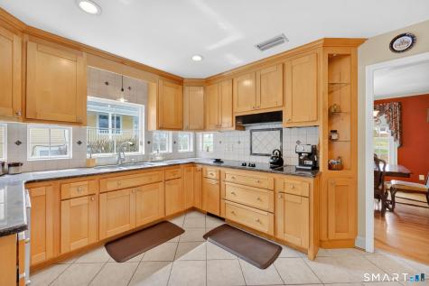 4 Harrison Drive Cromwell CT 06416
