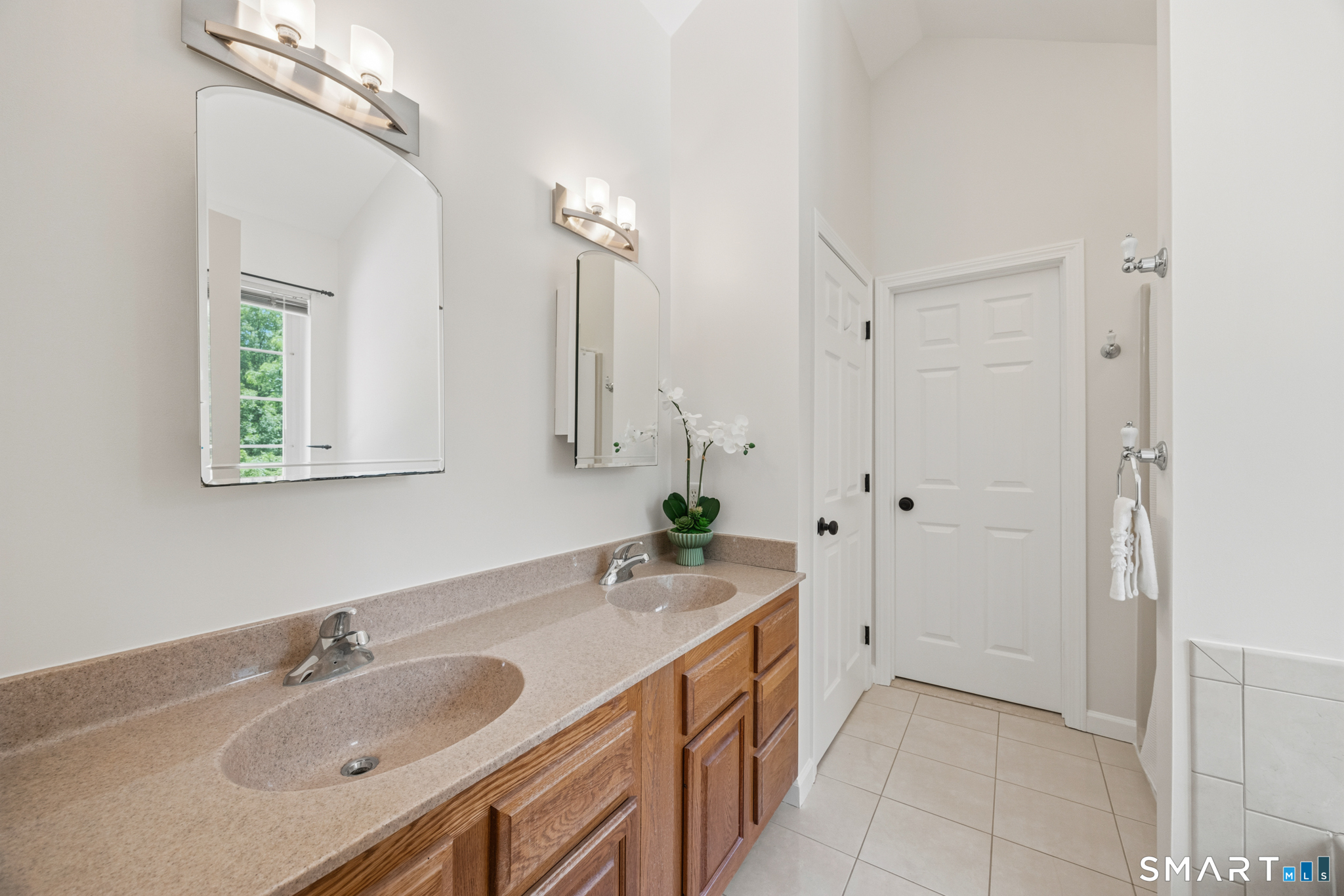 545 South Stone Street Suffield CT 06093