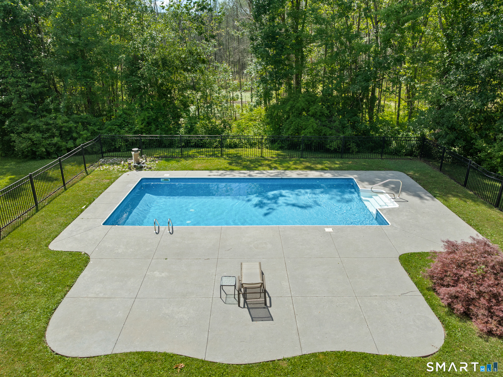 545 South Stone Street Suffield CT 06093