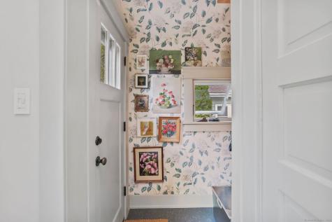 165 Bennett Street Bridgeport CT 06605