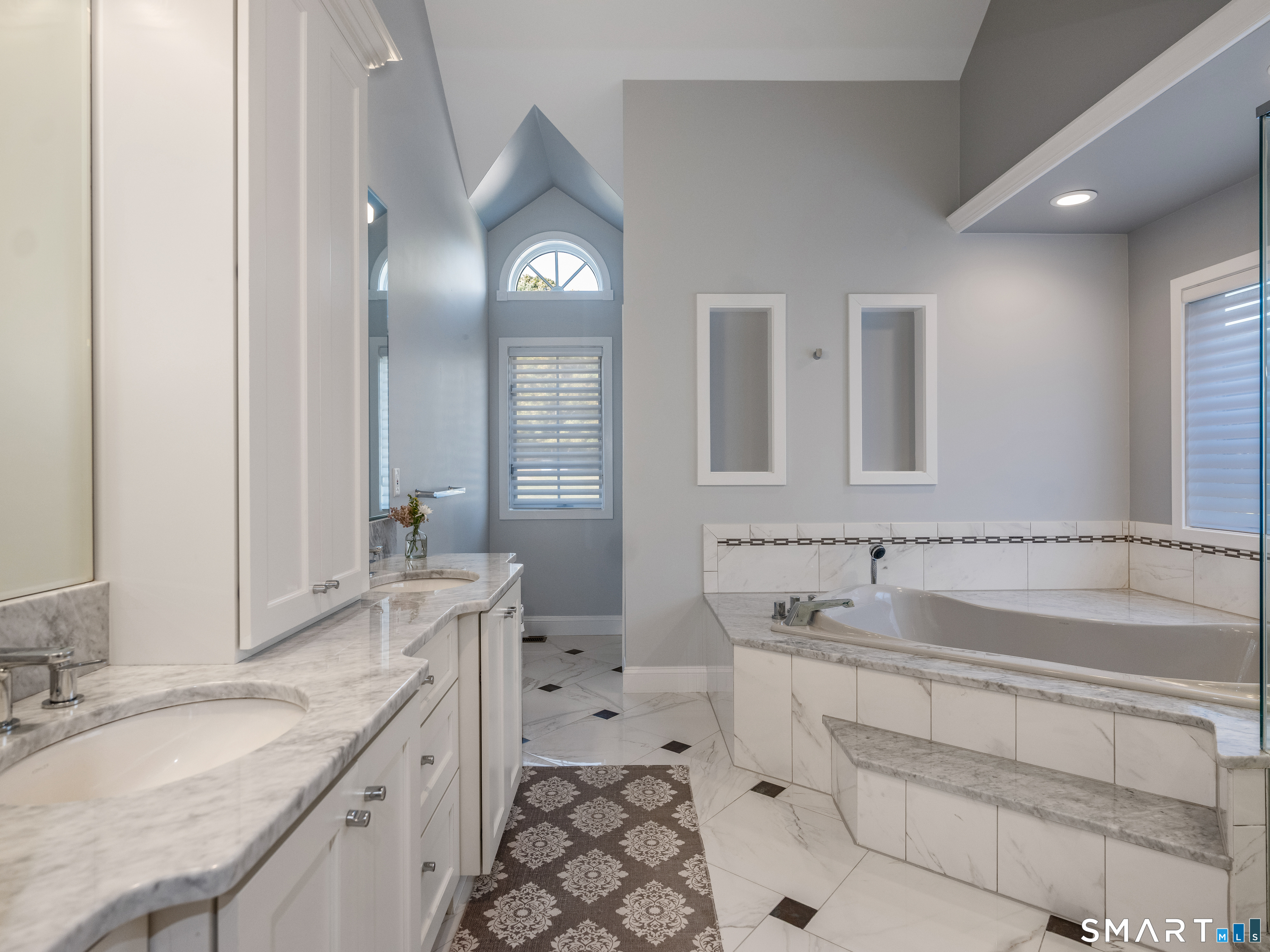 19 Westwood Drive Waterford CT 06385