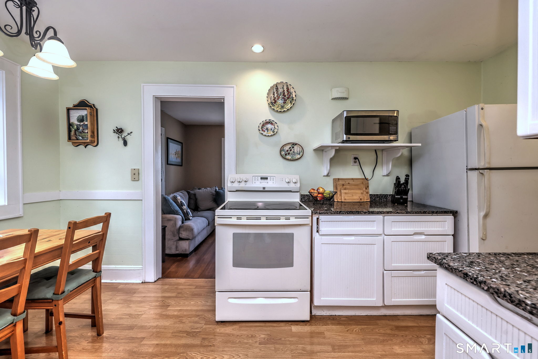 48 John Street Trumbull CT 06611