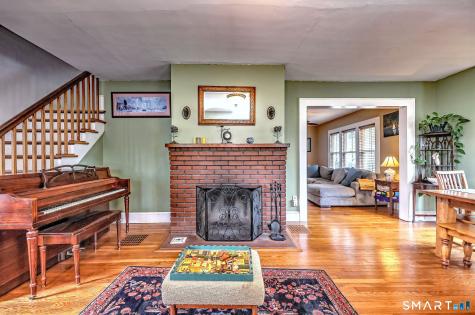 48 John Street Trumbull CT 06611