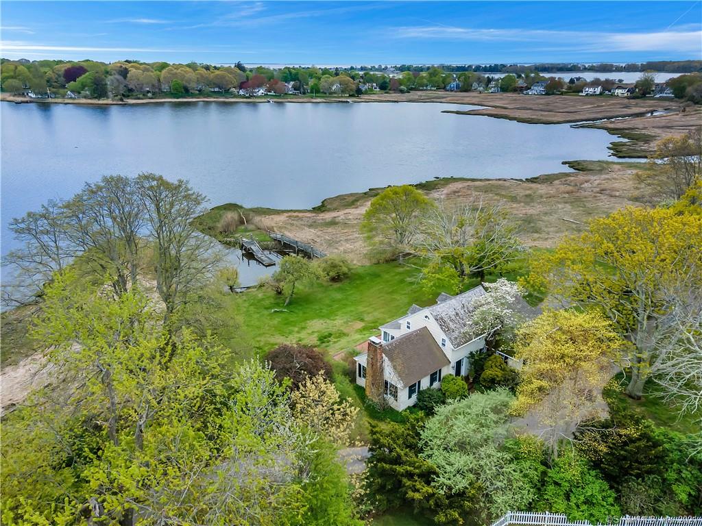 110 Sheffield Street Old Saybrook CT 06475