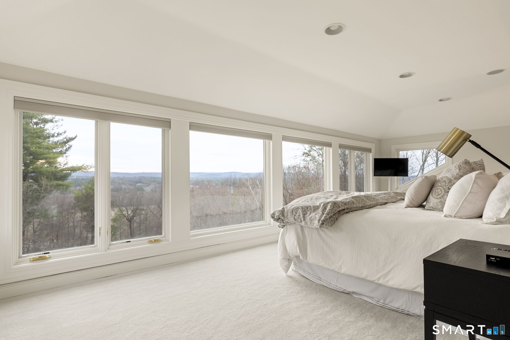15 Cobtail Way Simsbury CT 06070