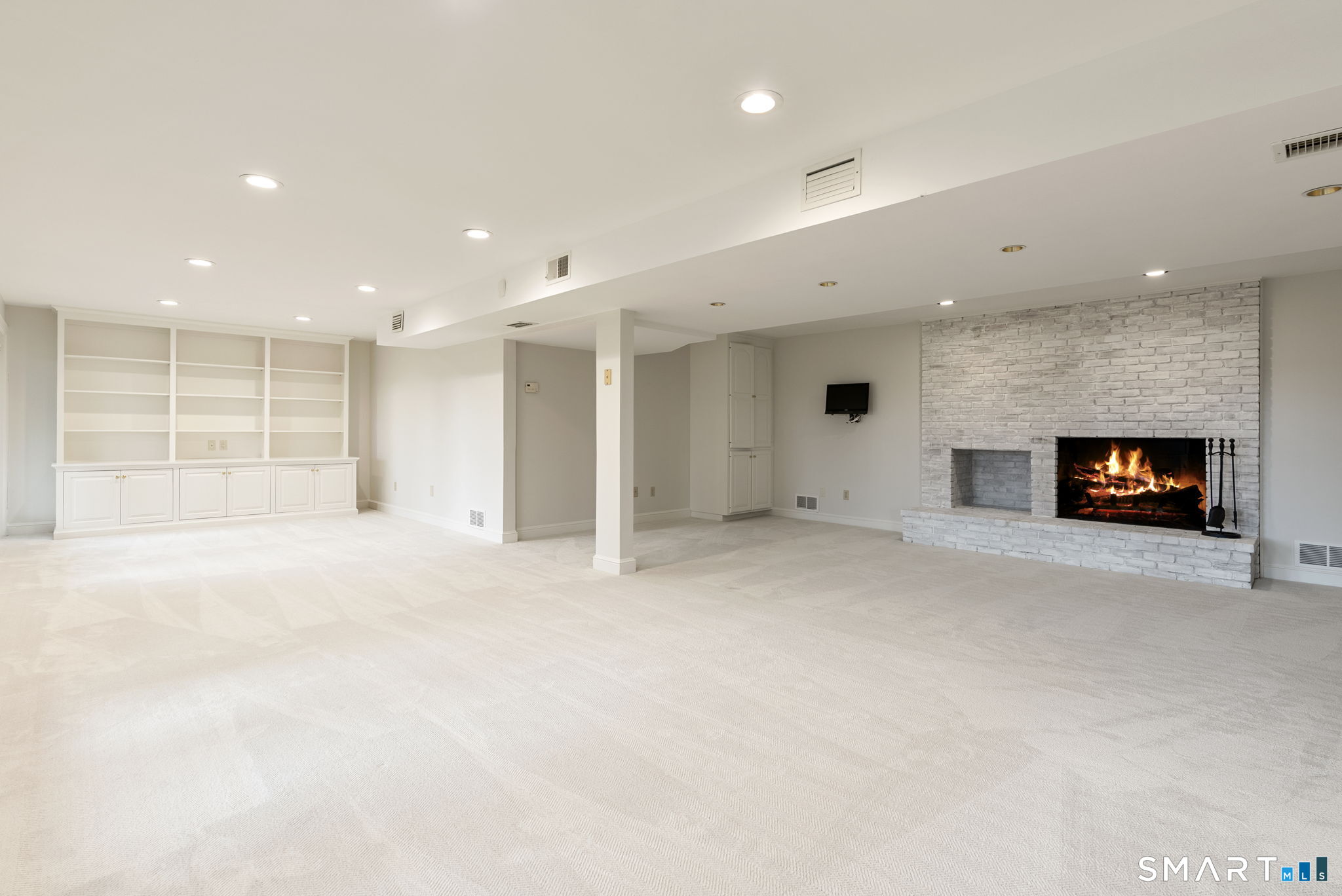 15 Cobtail Way Simsbury CT 06070