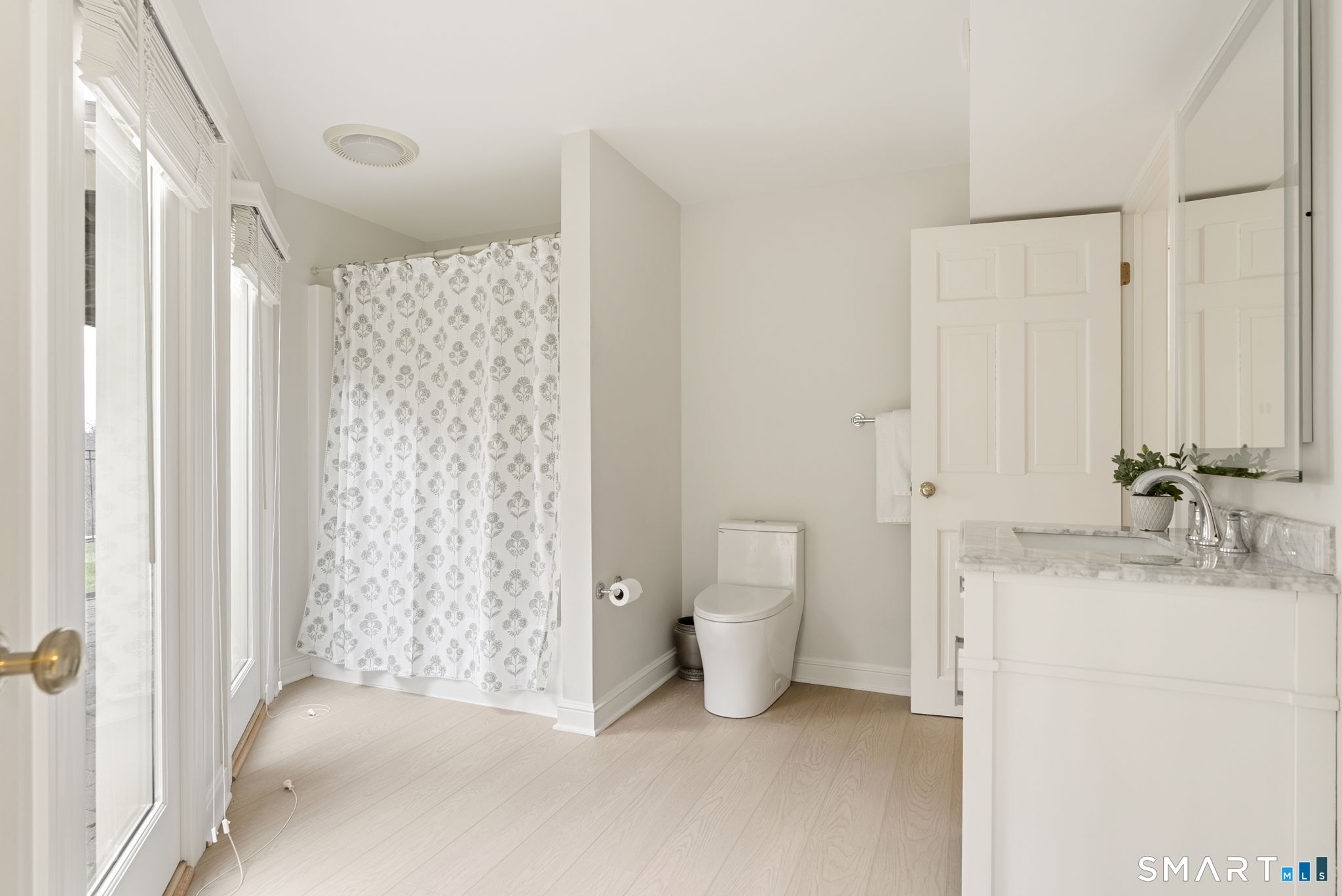 15 Cobtail Way Simsbury CT 06070