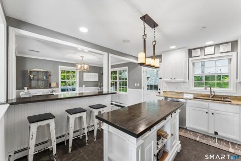 25 North Lake Shore Drive Brookfield CT 06804