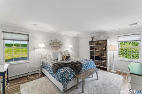 25 North Lake Shore Drive Brookfield CT 06804