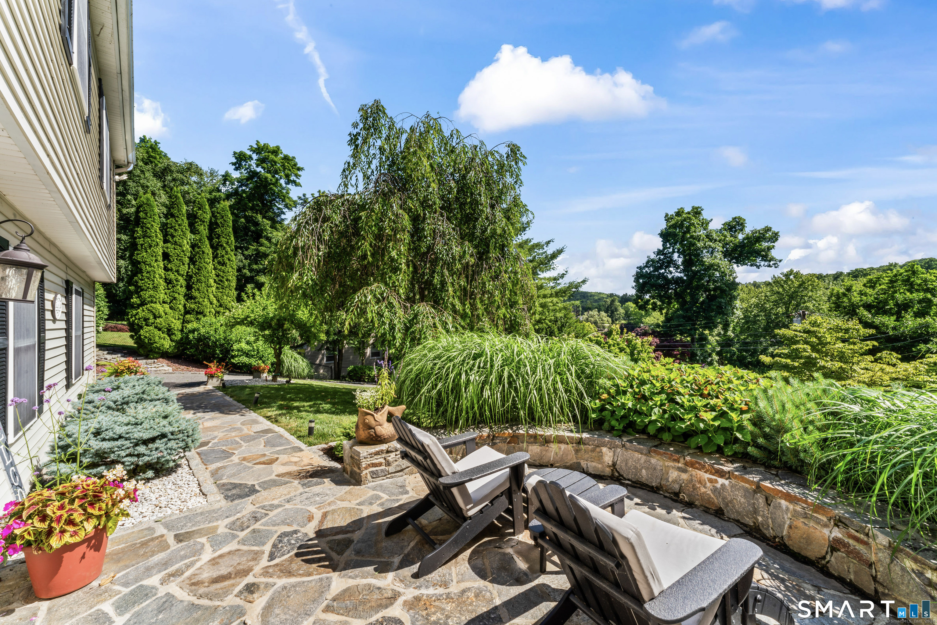 25 North Lake Shore Drive Brookfield CT 06804