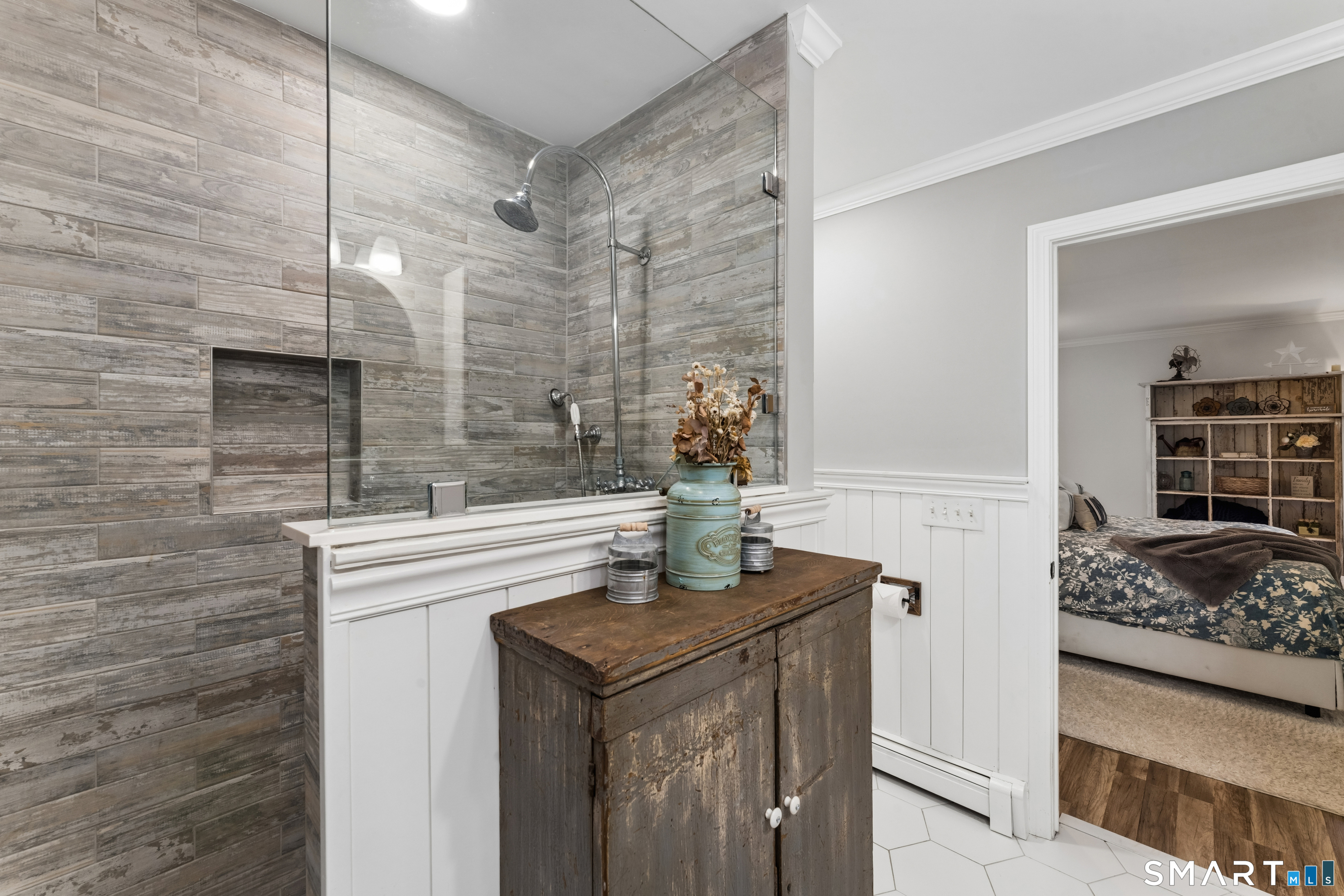 25 North Lake Shore Drive Brookfield CT 06804