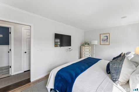 25 North Lake Shore Drive Brookfield CT 06804