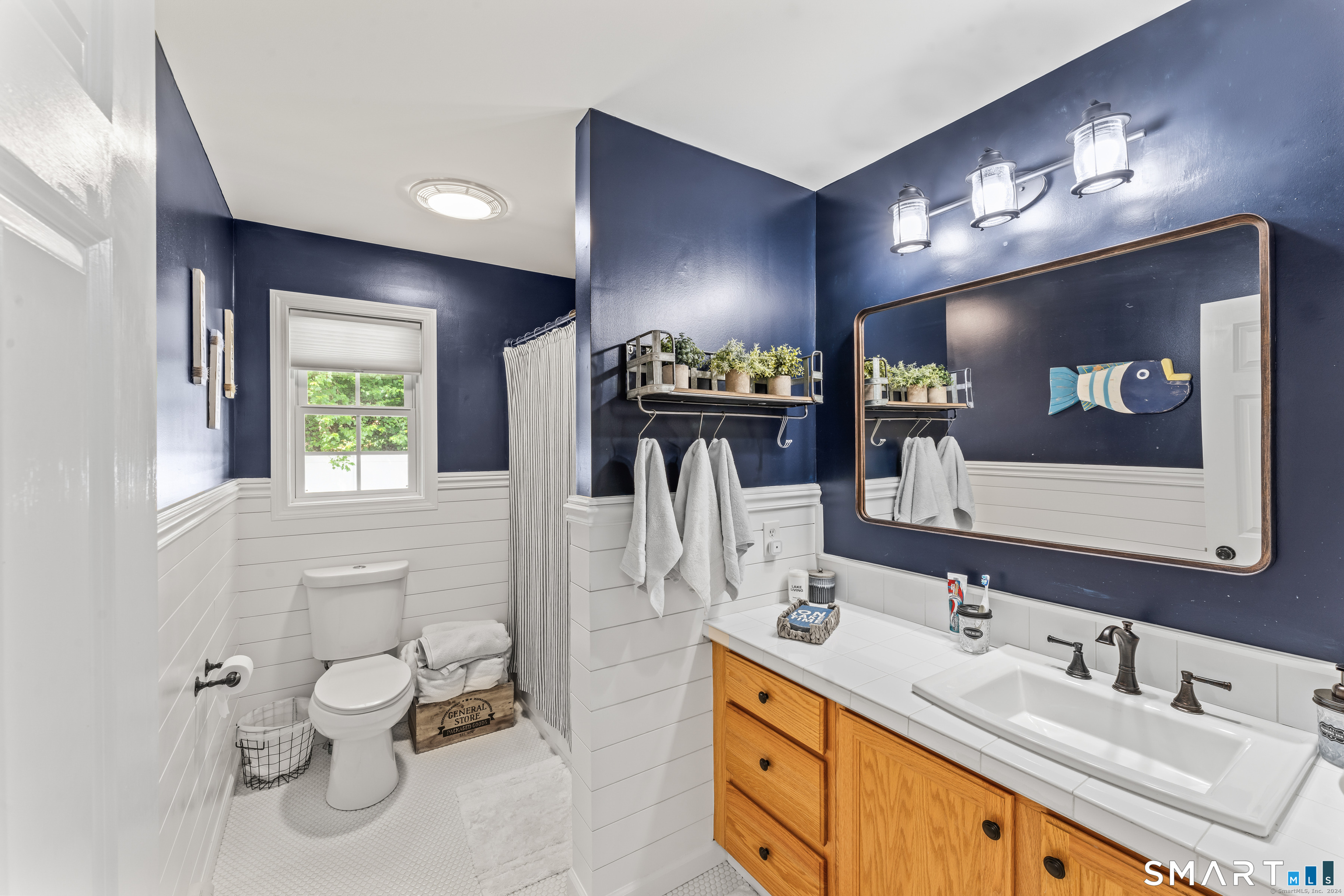25 North Lake Shore Drive Brookfield CT 06804