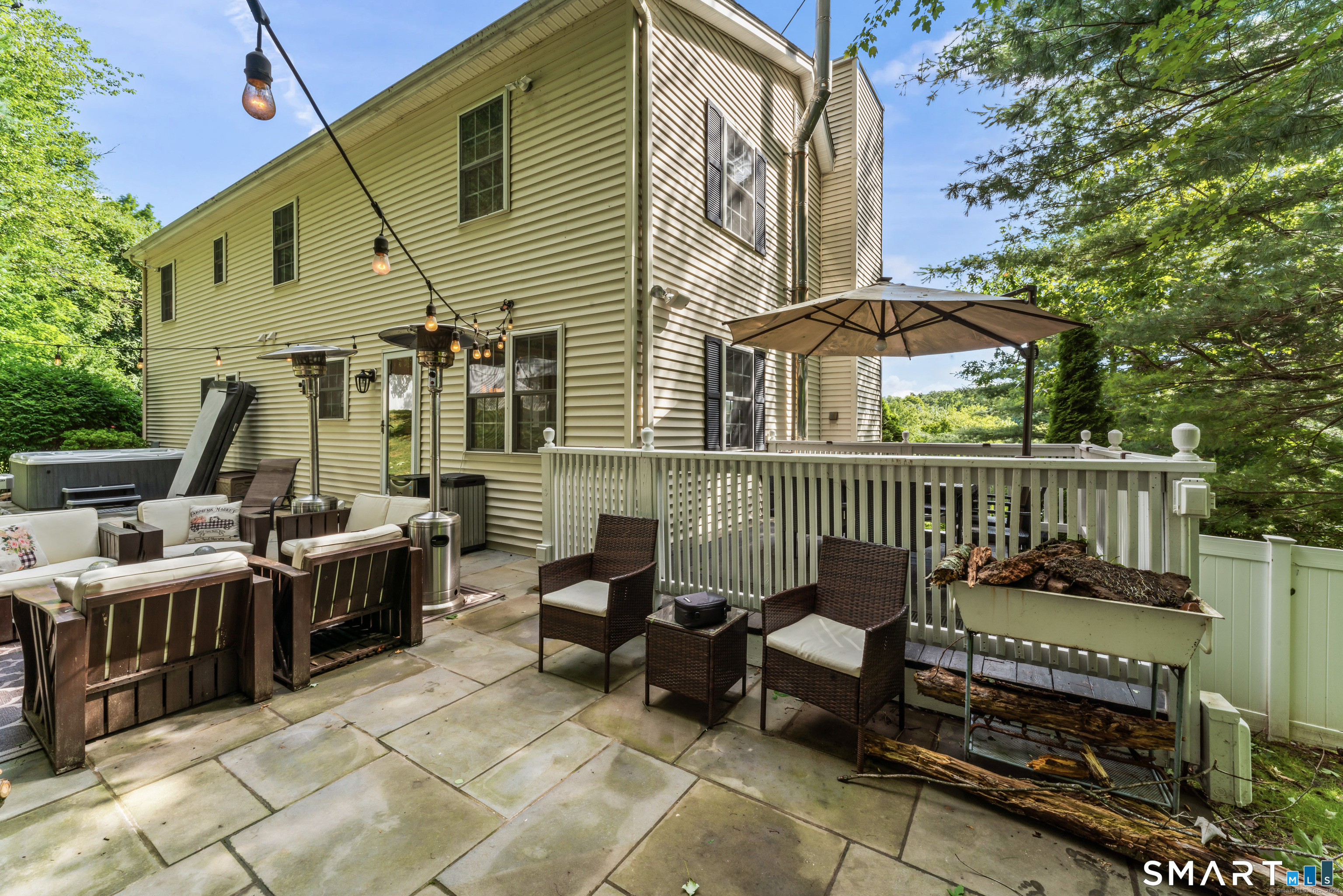 25 North Lake Shore Drive Brookfield CT 06804