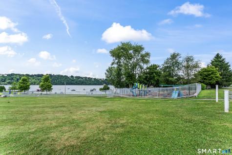 25 North Lake Shore Drive Brookfield CT 06804