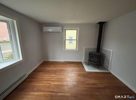 59 Rockville Street Hartford CT 06112