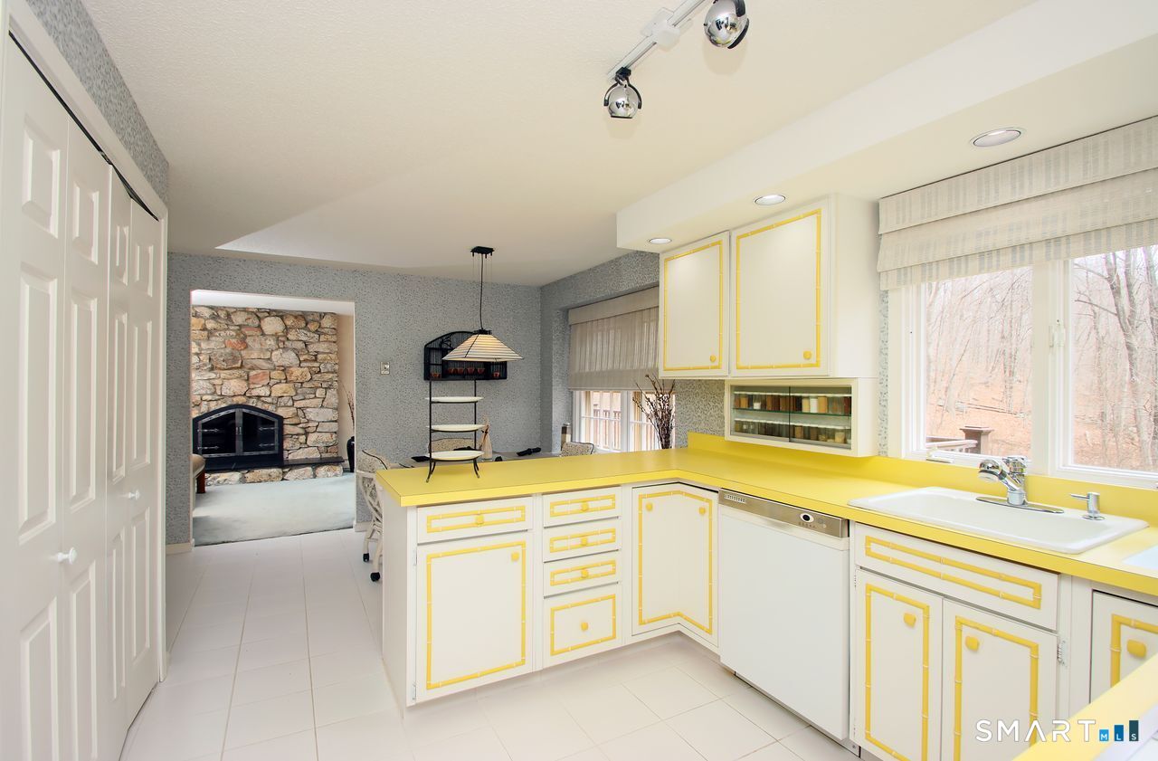 370 Opening Hill Road Madison CT 06443