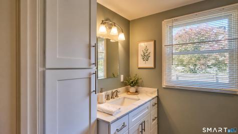 252 Boston Post Road Madison CT 06443
