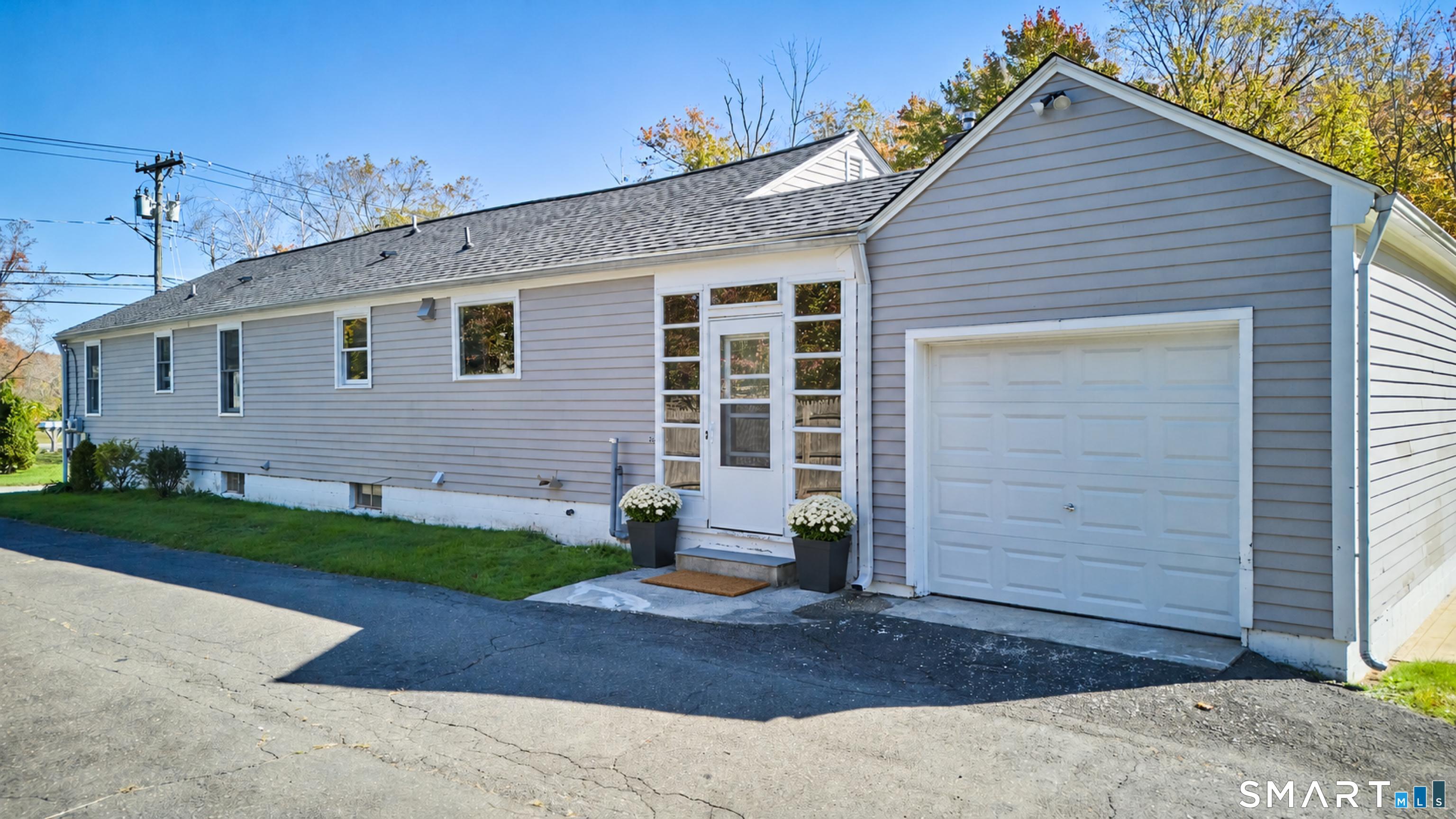 252 Boston Post Road Madison CT 06443