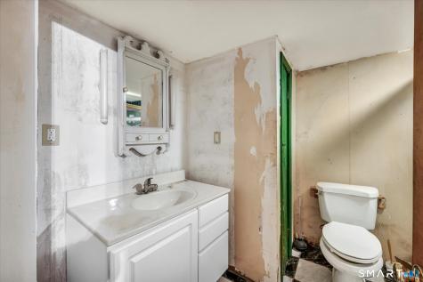 740 Rainbow Road Windsor CT 06095