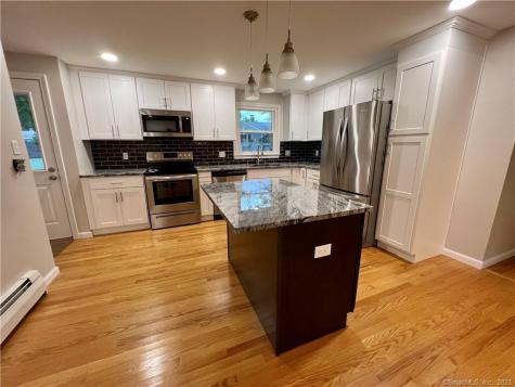 38 Pinnacle Road Plainville CT 06062