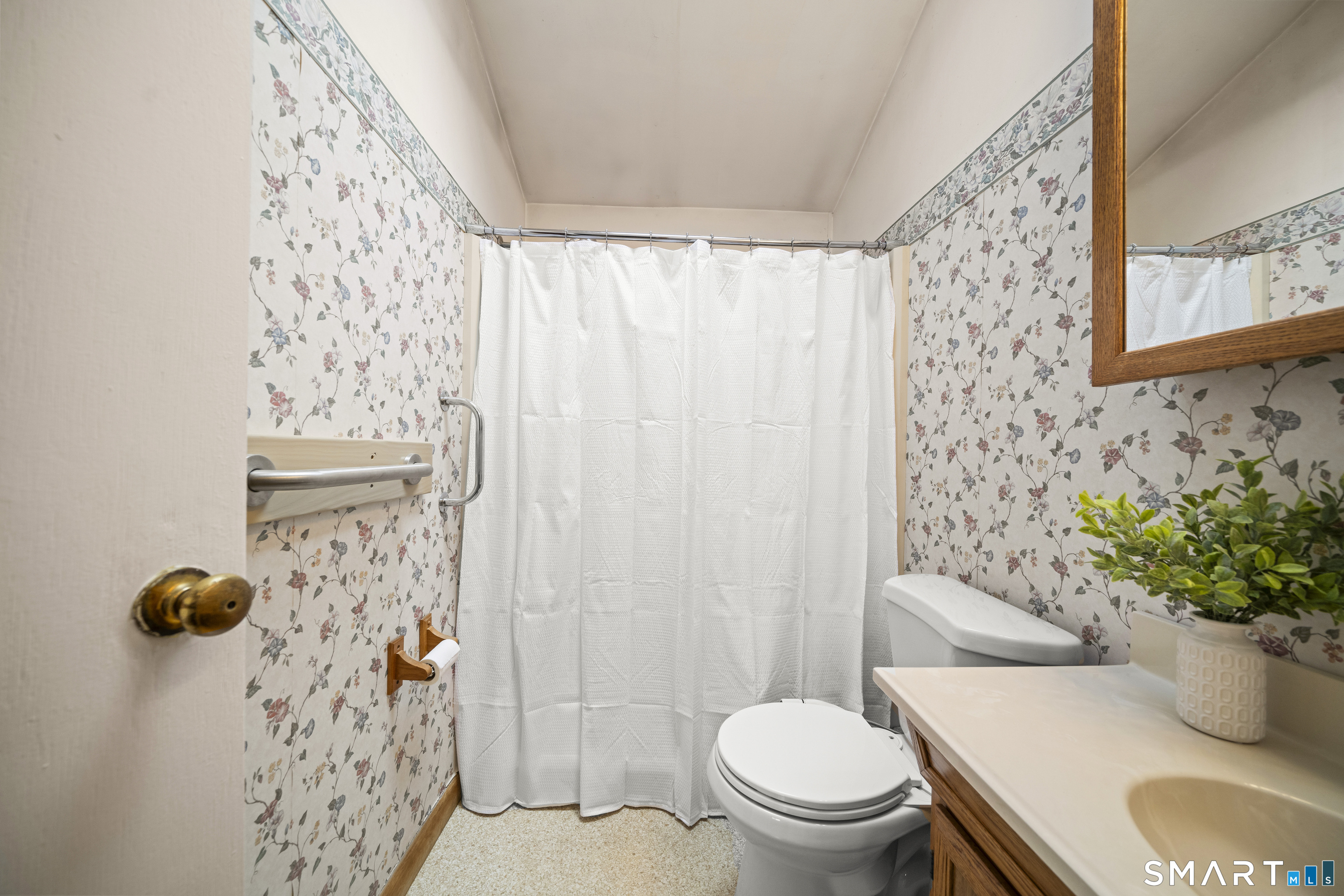 10 Nevins Avenue Enfield CT 06082