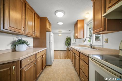 10 Nevins Avenue Enfield CT 06082